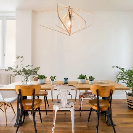 La Poste - Vintage Style Refurbished House *