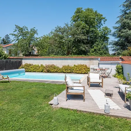 La Poste - Vintage Style Refurbished House